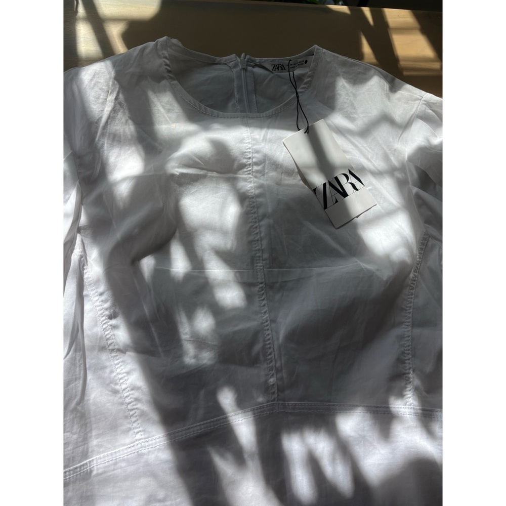 ZARA VOLUMINOUS POPLIN TOP
7851/649 - Picture 7 of 7